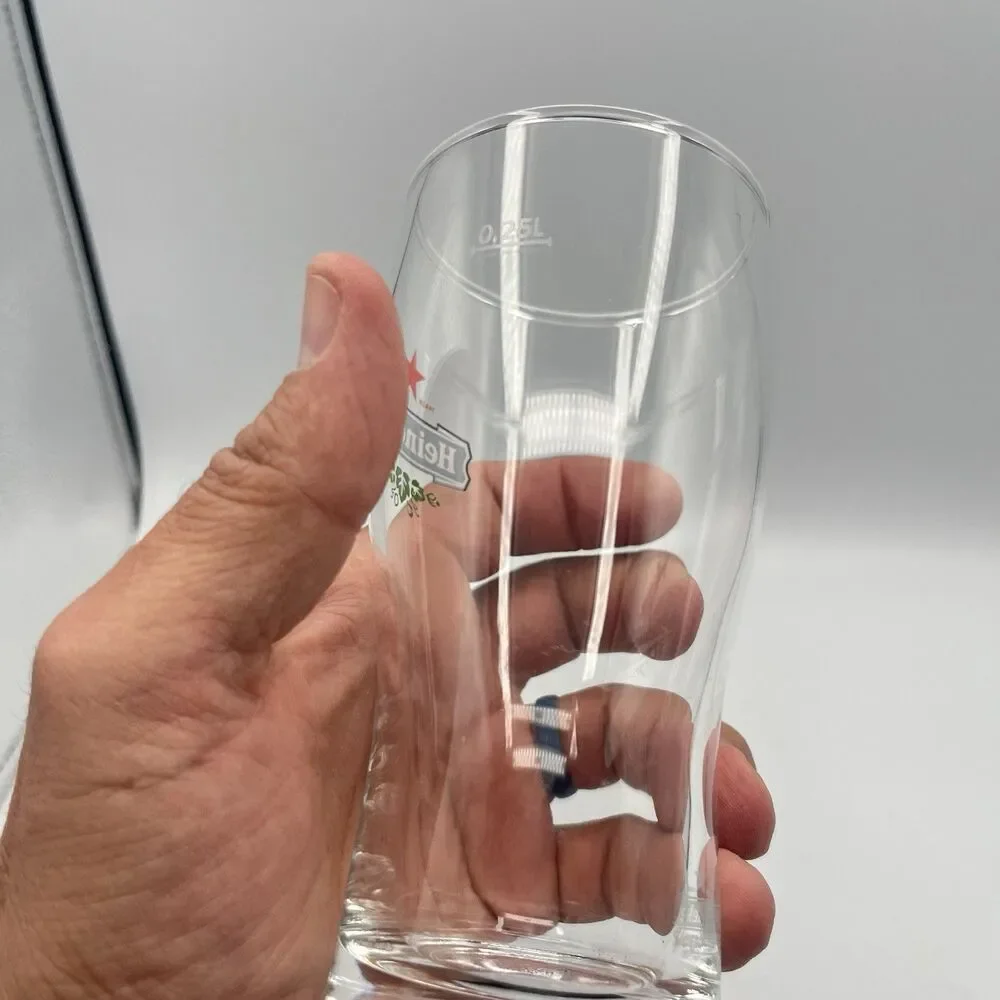 Heineken Red Star Logo .25L Beer Glass Gorgeous Twelve Oz Glass